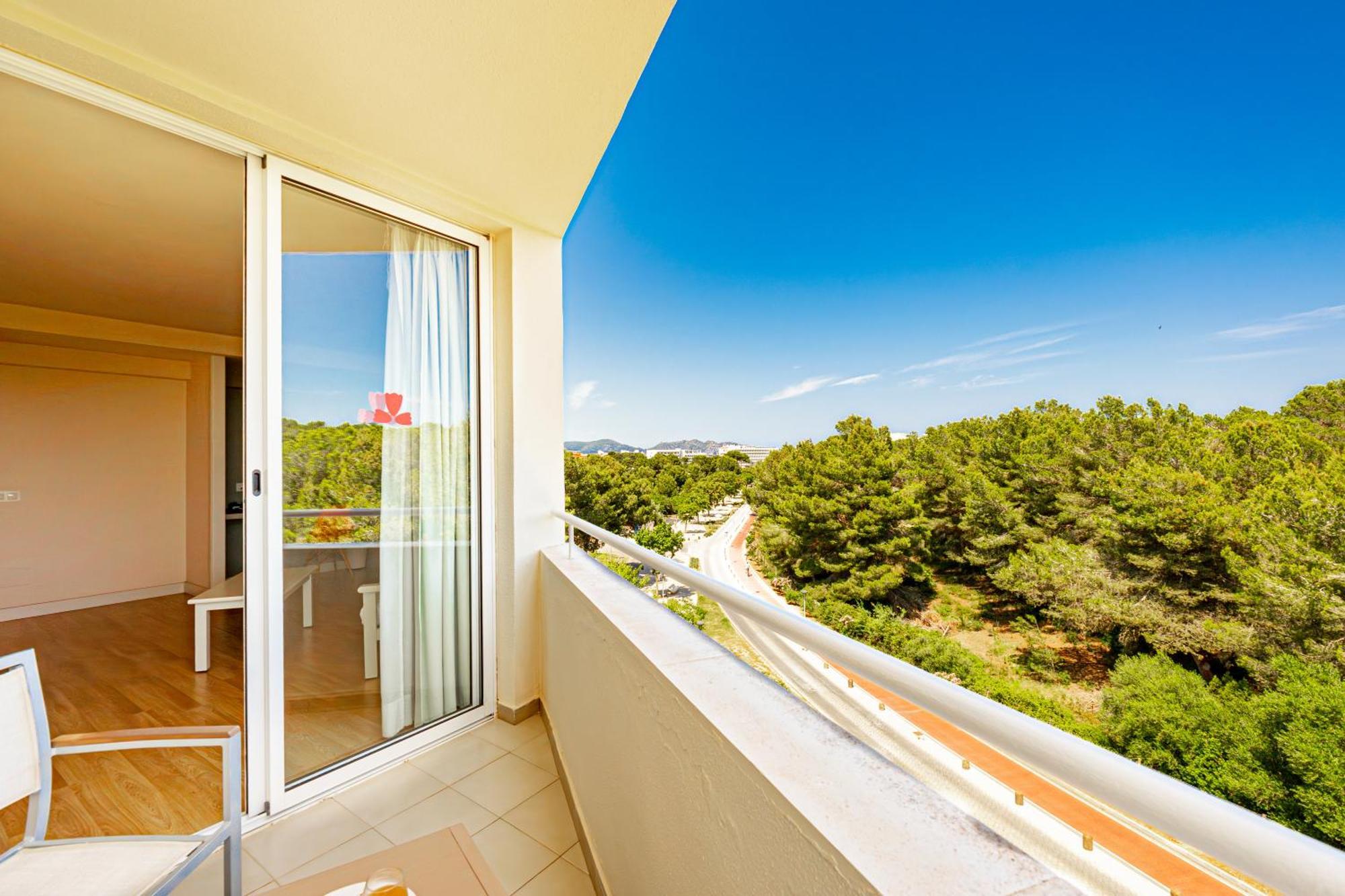 Hotel Rosella Affiliated By Intelier Sa Coma  Exterior photo